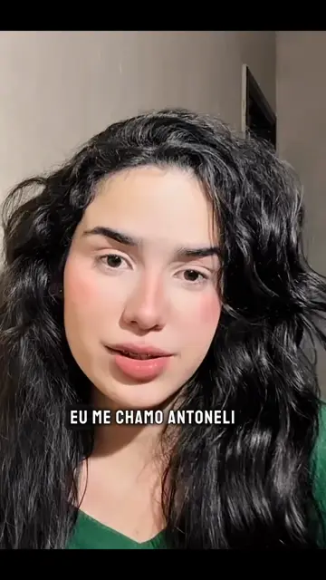 Assistir ao depoimento de Eduarda Antonelly