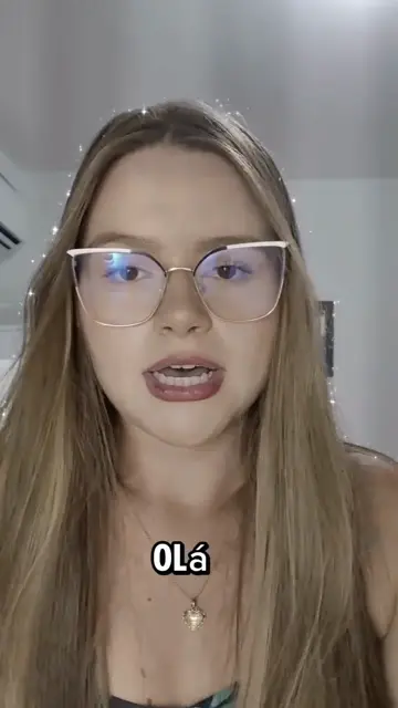 Assistir ao depoimento de Evellyn Gatti